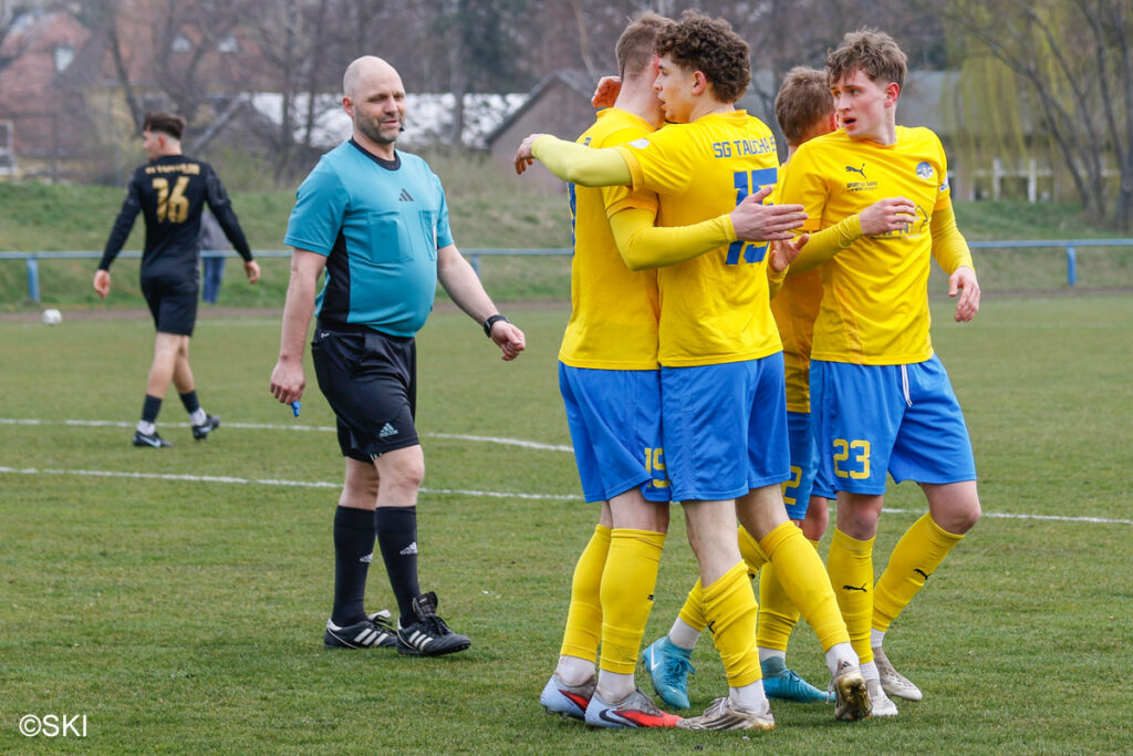 SV Tapfer 06 Leipzig - SG Taucha 99 1:4 (1:1)