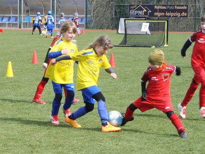 7 Spielfelder, 14 Mannschaften, 28 Tore und viele freudige Gesichter